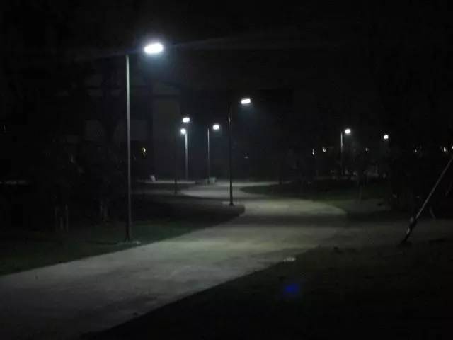 太陽能路燈，太陽能廠家，道路照明，戶外照明，照明燈具，太陽能燈具，節能環保